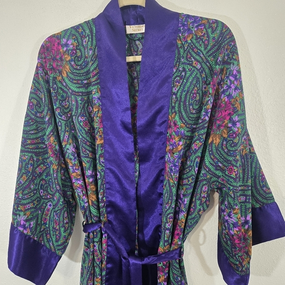 Victoria's Secret Vintage Gold Label Floral Rich Green/Purple/Burgundy Robe, O/S - Picture 2 of 7